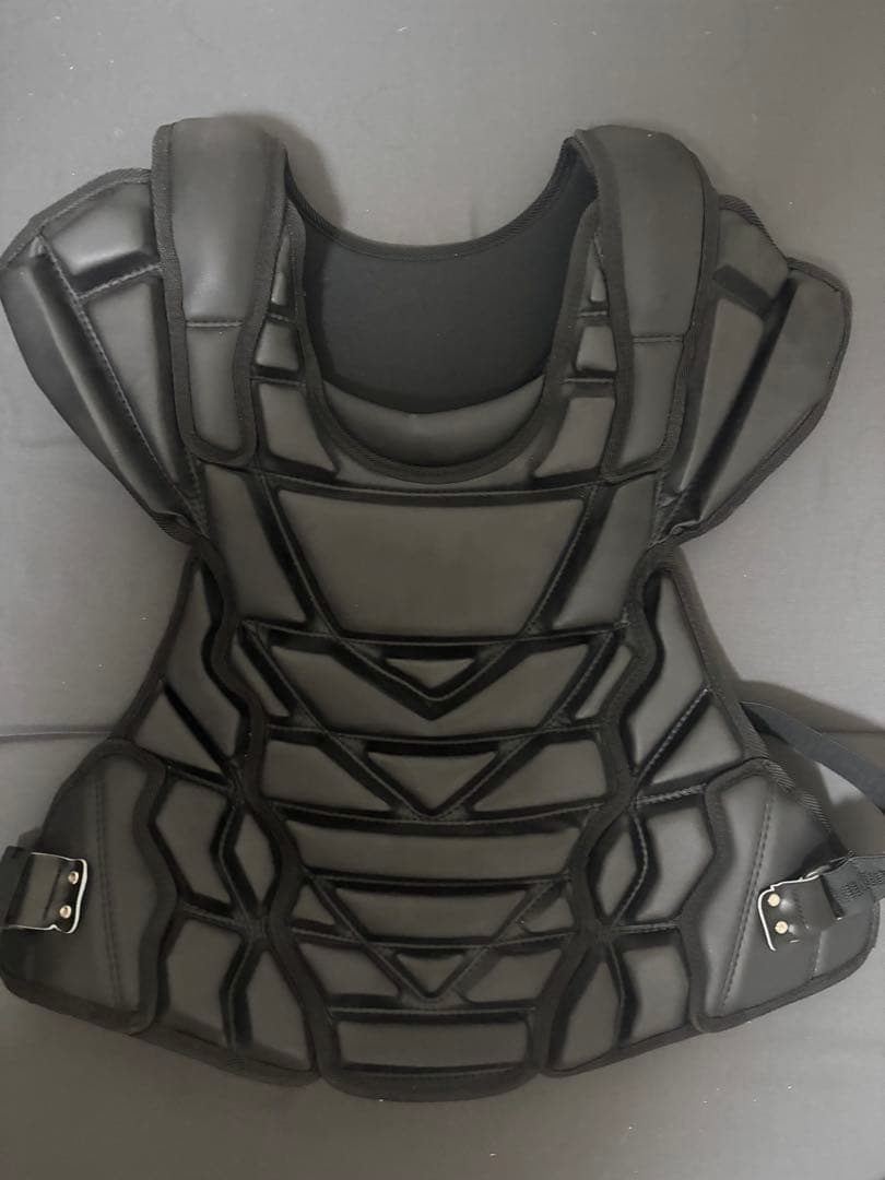 フ*ン様 キャッチャー防具　プロテクター　硬式用 ゼット 軟式野球用防具