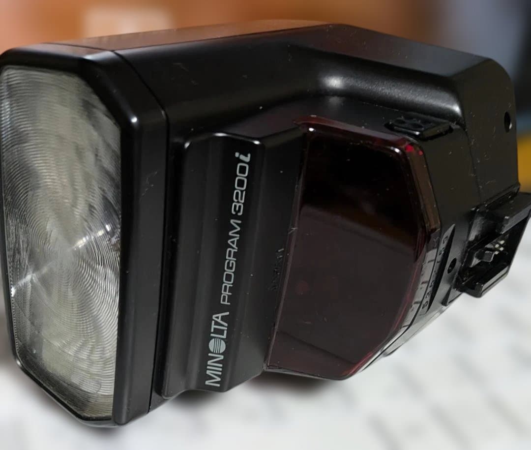 レア！MINOLTA 専用ハンドストラップ ミノルタ α9xi xiレンズ3本付