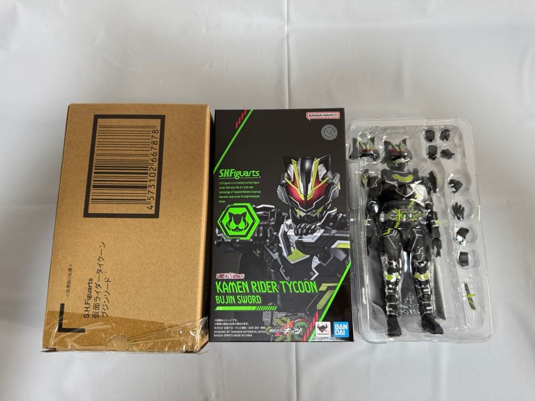 S.H.Figuarts 仮面ライダータイクーン　ブジンソード