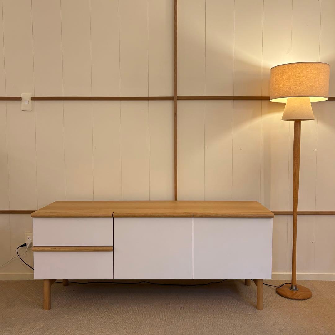 未使用品 IDEE STILT SIDEBOARD Ｌ STILT SIDEBOARD L White｜TVボード・サイドボード｜IDEE SHOP Online