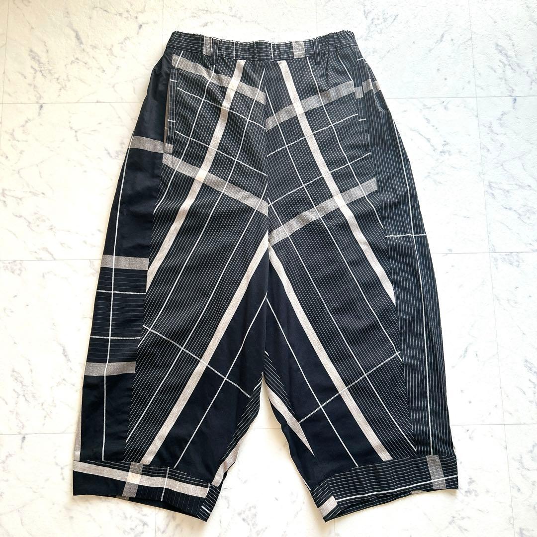 芽風 センソユニコ バルーン クロップド パンツ　チェック　黒グレー 芽風 センソユニコ バルーン クロップド パンツ チェック 黒グレー