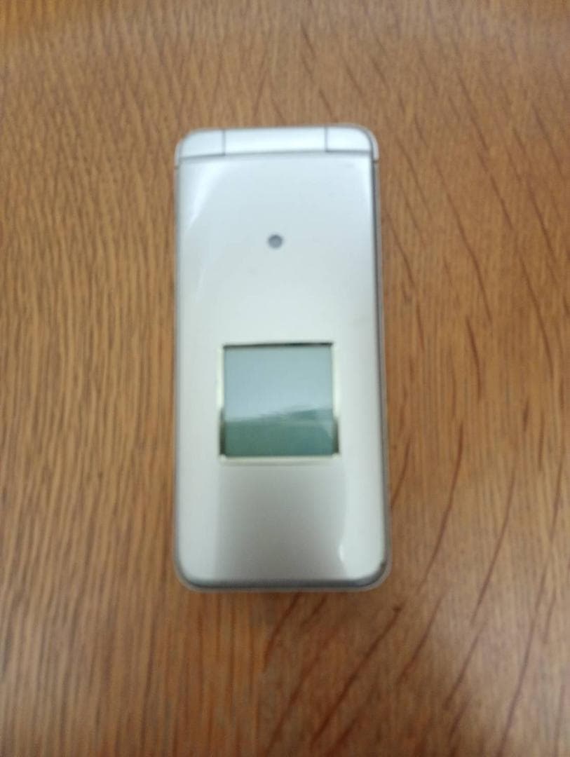 ★美品★かんたんケータイ　KYF41 KYOCERA（京セラ） 【美品】かんたんケータイ KYF41 ワインレッド au