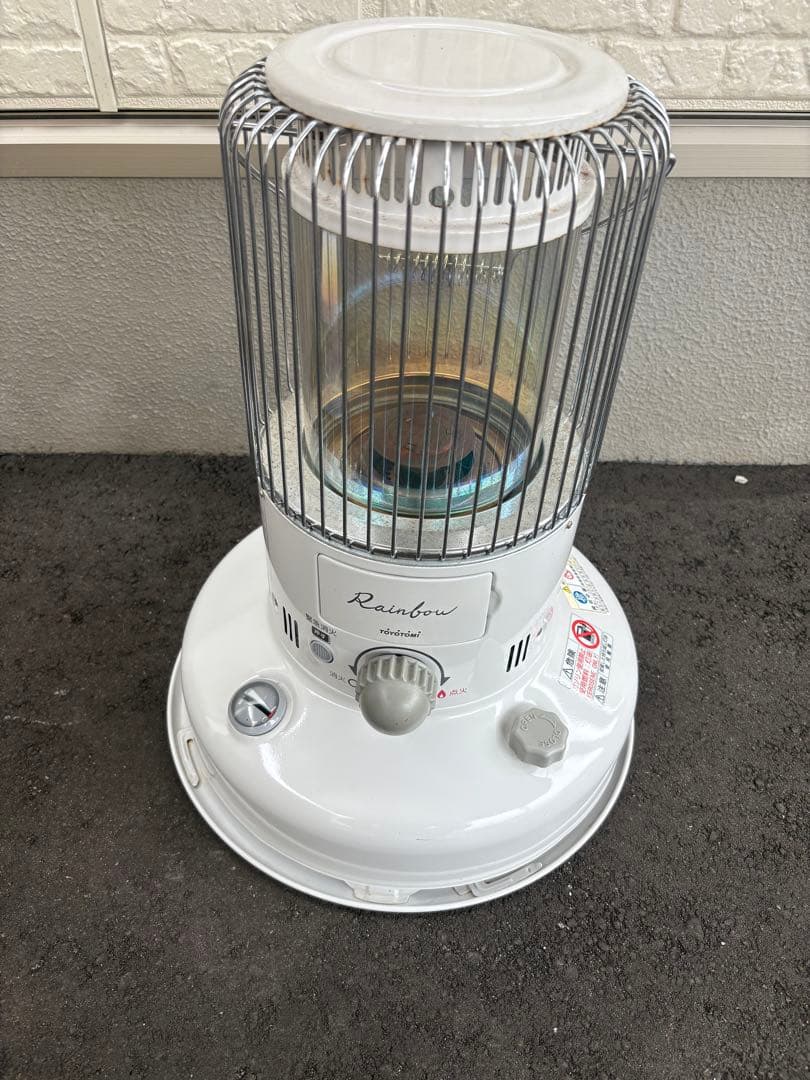 トヨトミ 対流形石油ストーブ レインボー RB-250 (W) 2019年製 近日入荷2種！トヨトミ「レインボーストーブ(RL-250)」アラジン「石油