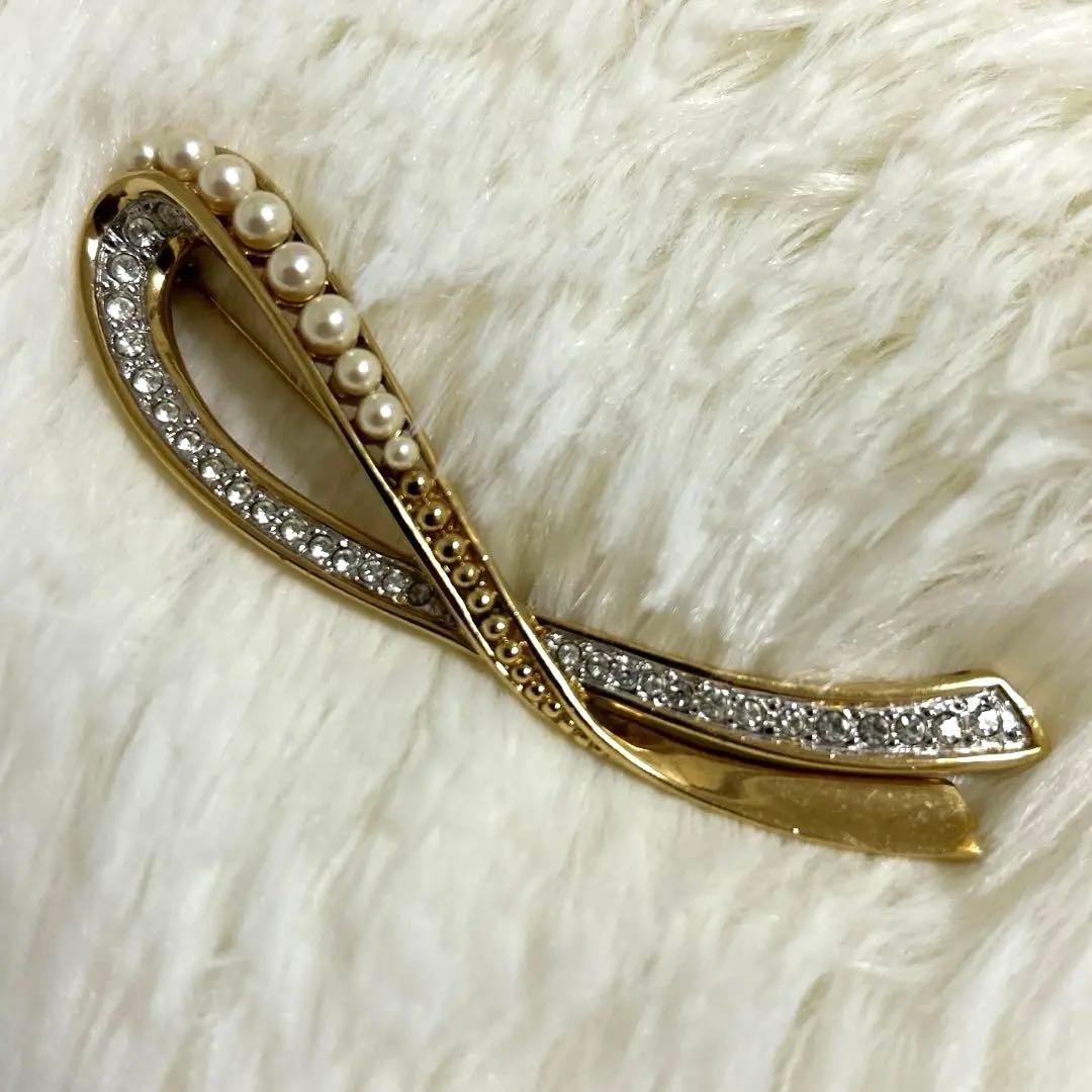 GROSSE グロッセ 大きめ ブローチ パール ラインストーン ゴールド 楽天市場】パールフラワーブローチ レディース アクセサリー ブローチ