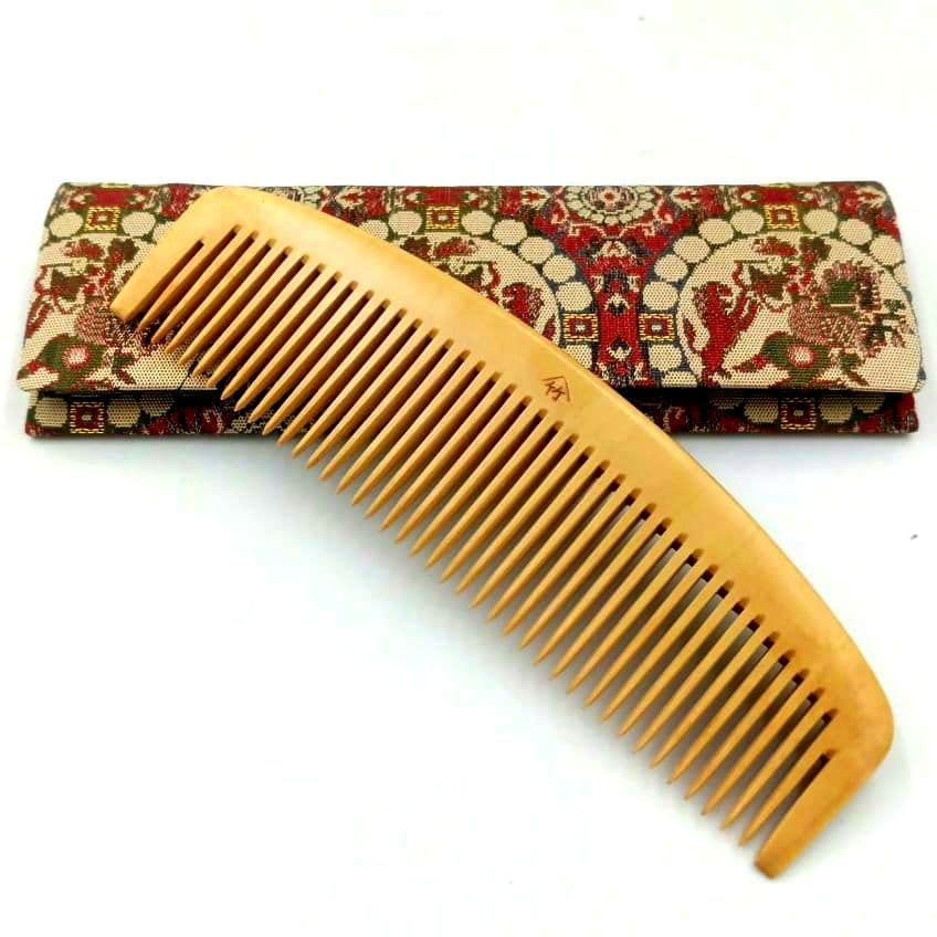 十三や工房 薩摩つげ とき櫛 つげ櫛 四寸 龍村美術織物 獅子狩文錦 ケース 楽天市場】【全国送料無料】京都 十三や工房 薩摩つげ とき櫛薩摩黄楊