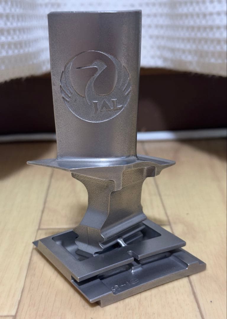 【貴重】JAL 日本航空　エンジンタービンブレード整備士加工品 JAL機エンジントラブル、調査状況明らかに 同型エンジン装備機で緊急