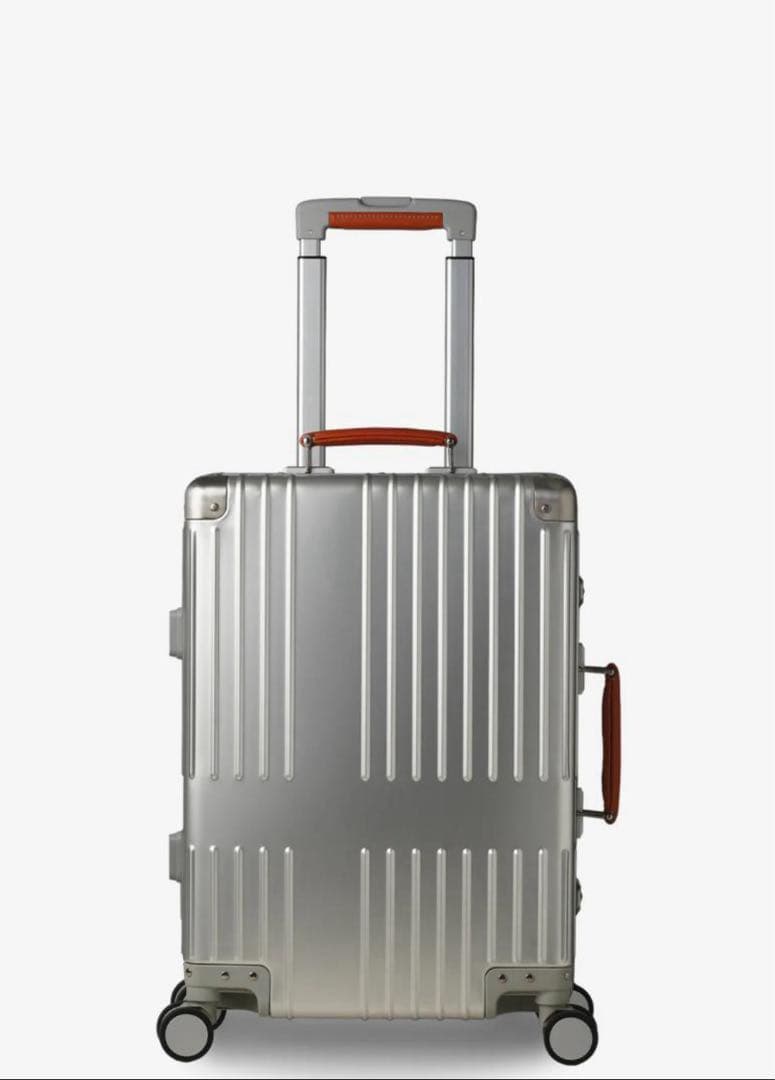 新品未開封Innovator INV1811STP ステアリングシルバー 36L innovator INV1811STP』レビュー｜このクオリティで3.3万円!? アルミ