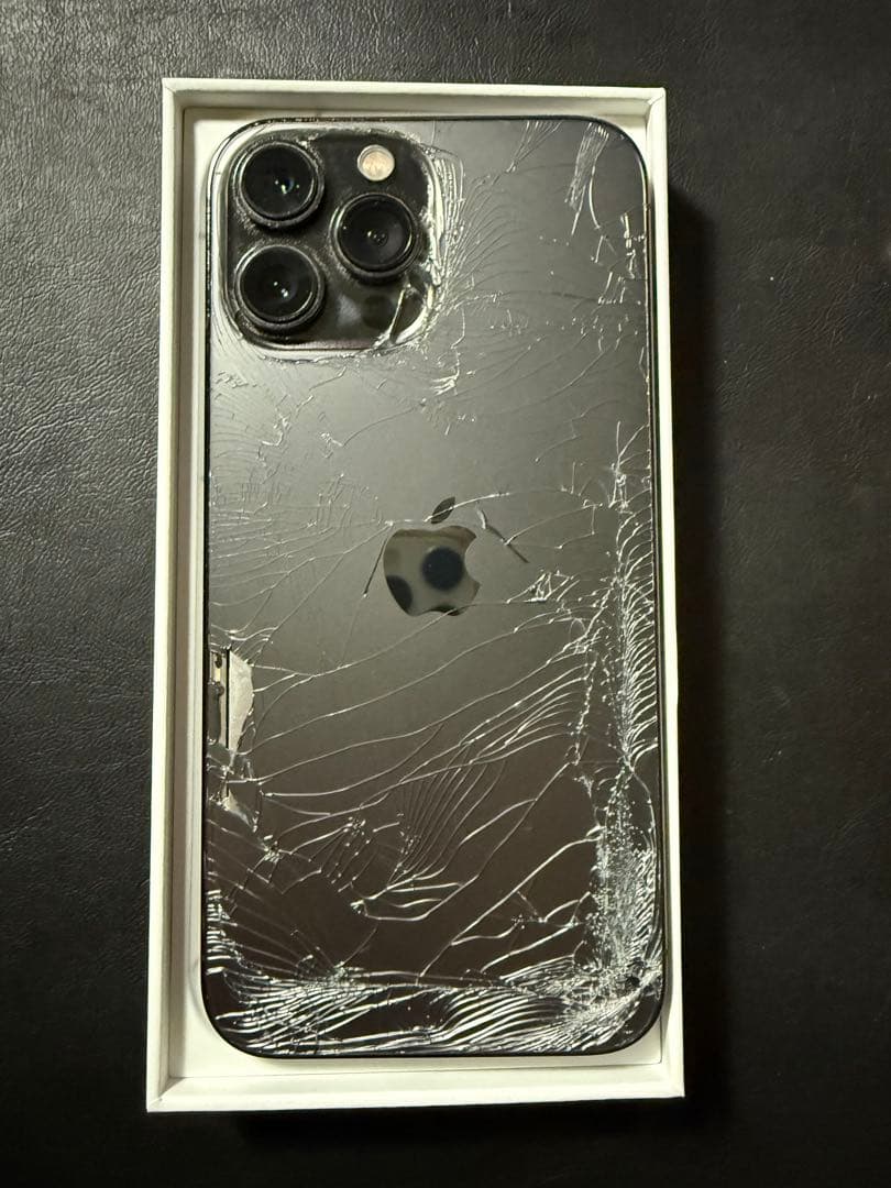 iPhone 13 ProMax 256GB 背面割れ iPhone 13 Pro 背面割れ修理 - ツヅテック