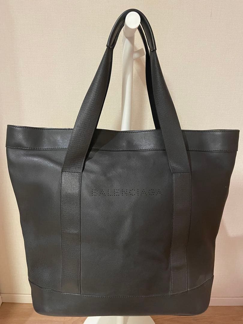 B*y様 BALENCIAGA ブラック トートバッグ バレンシアガ BALENCIAGA ビューティーフリー トートバッグ 741602