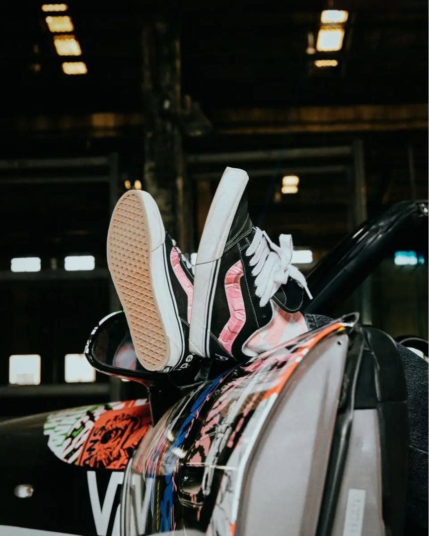 【送料無料】未使用品Vans Peachesスニーカー サイズus10 28cm VANS × 韓国発、注目のクルマクリエイティブ集団「Peaches」初コラボ