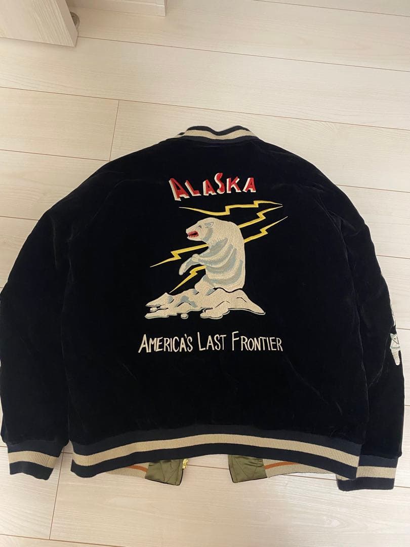 刺繍入り ブラック スカジャン ALASKA