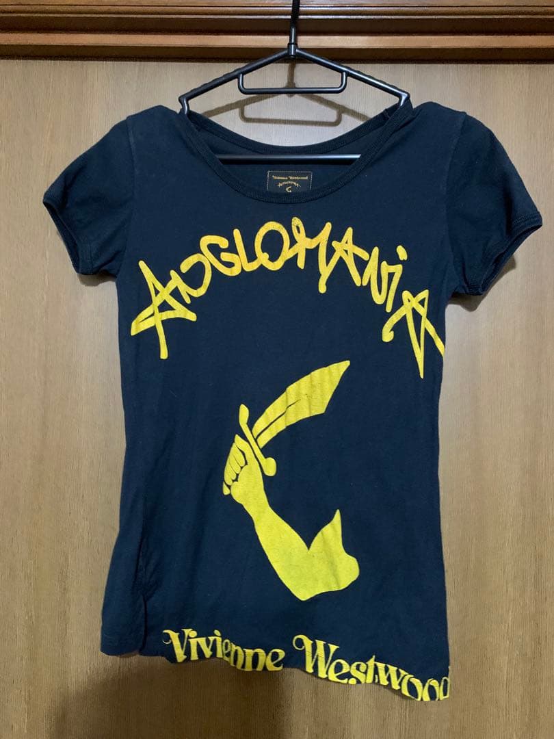 ヴィヴィアンウエストウッド激カワTシャツMomo!! 楽天市場】ヴィヴィアン tシャツの通販
