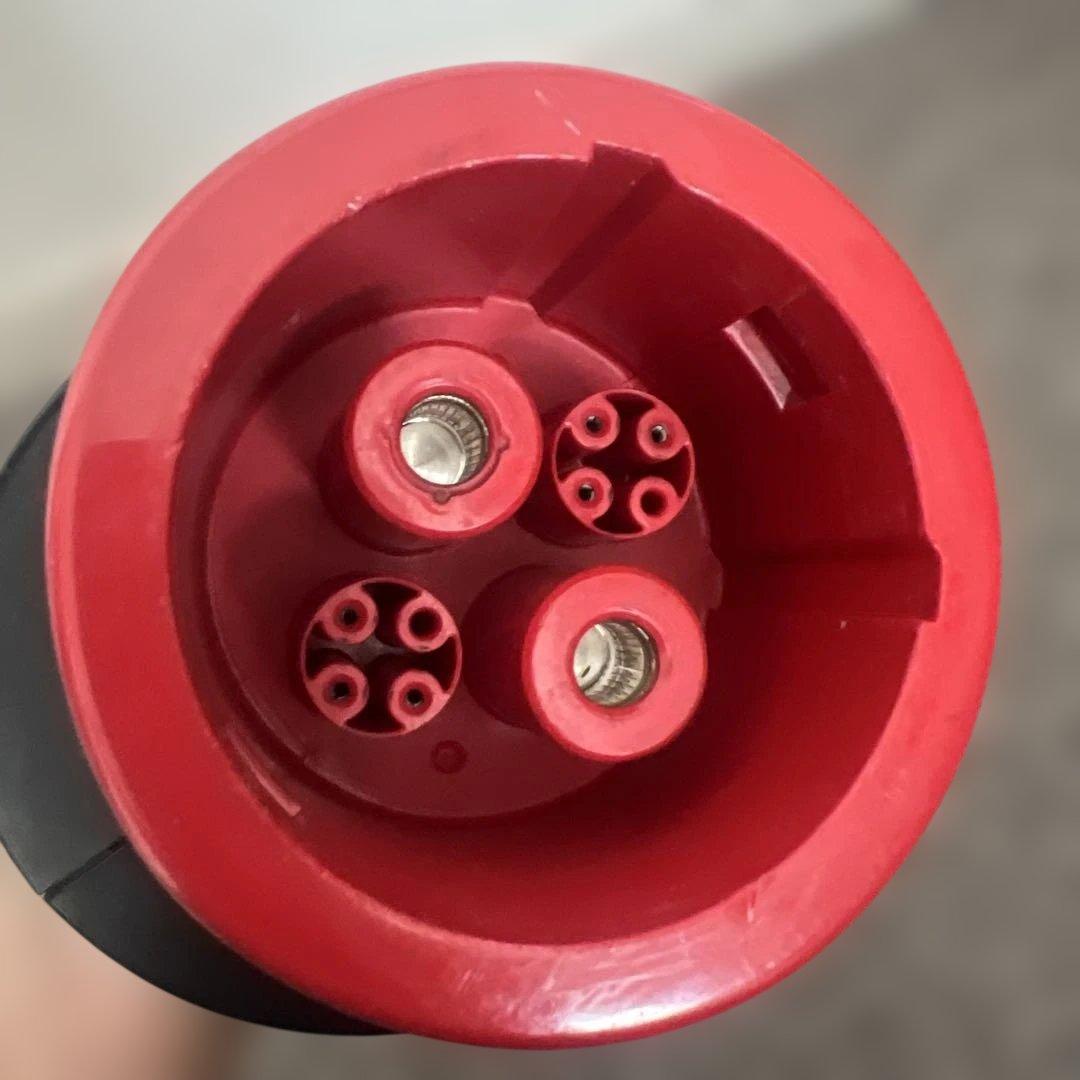 テスラ純正 CHAdeMOアダプター 日本仕様】 - メルカリ