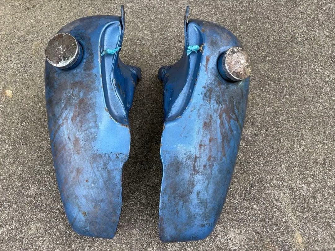 ハーレー　ショベル　5ガロン　バイクタンク 青 傷あり タンクキャップ付き 3 5ガロン 3 5ガロンタンク ショベル パンヘッド ビンテージタンク