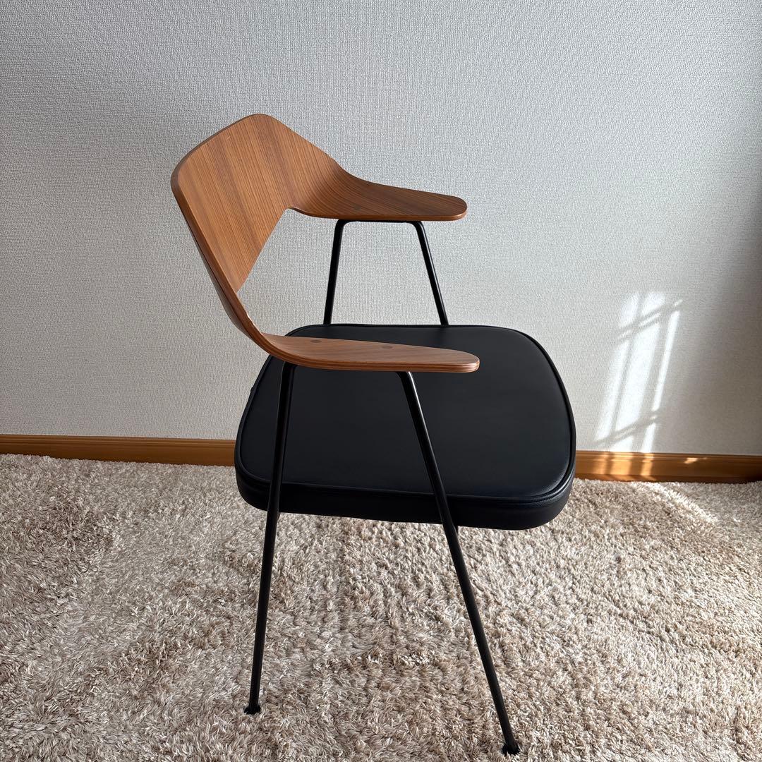 Case Furniture 675チェア ACTUS 本革 1 - メルカリ