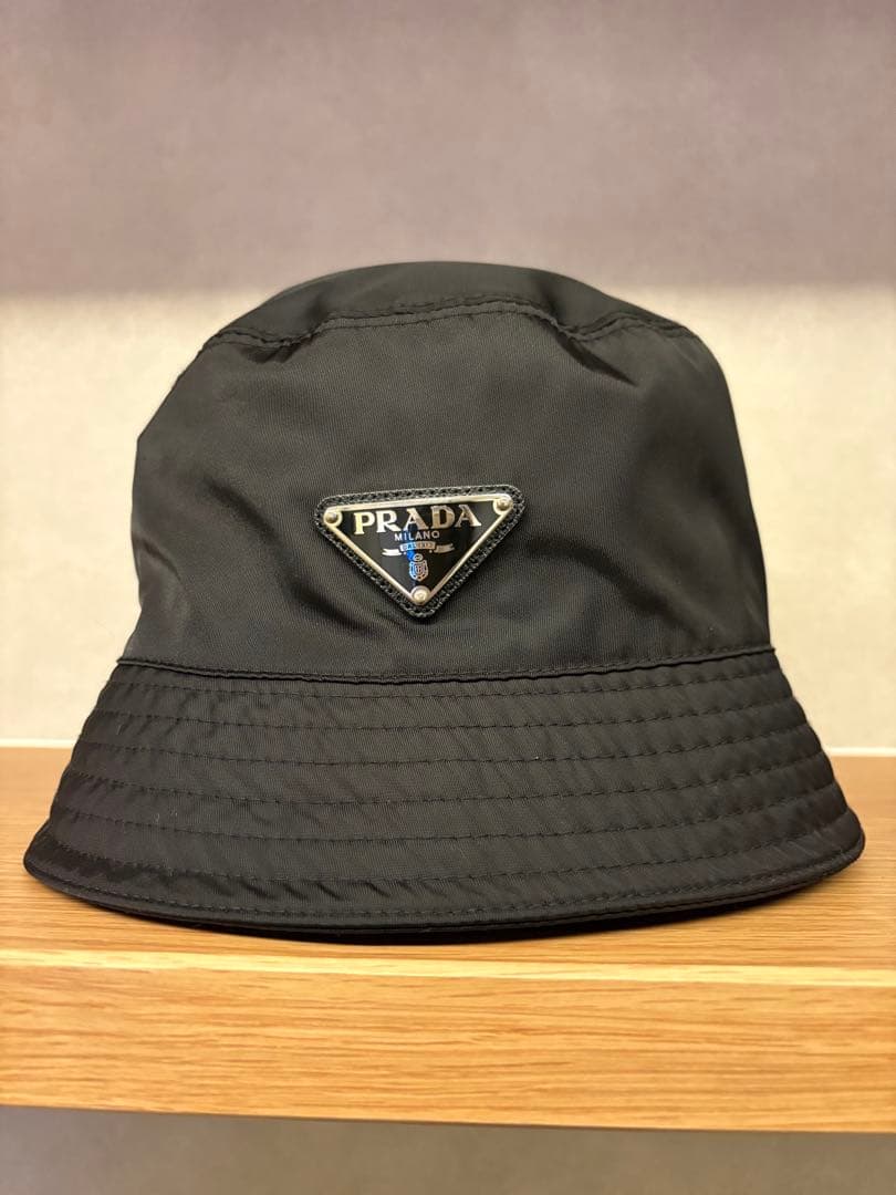 PRADA ブラック バケットハット Sサイズ