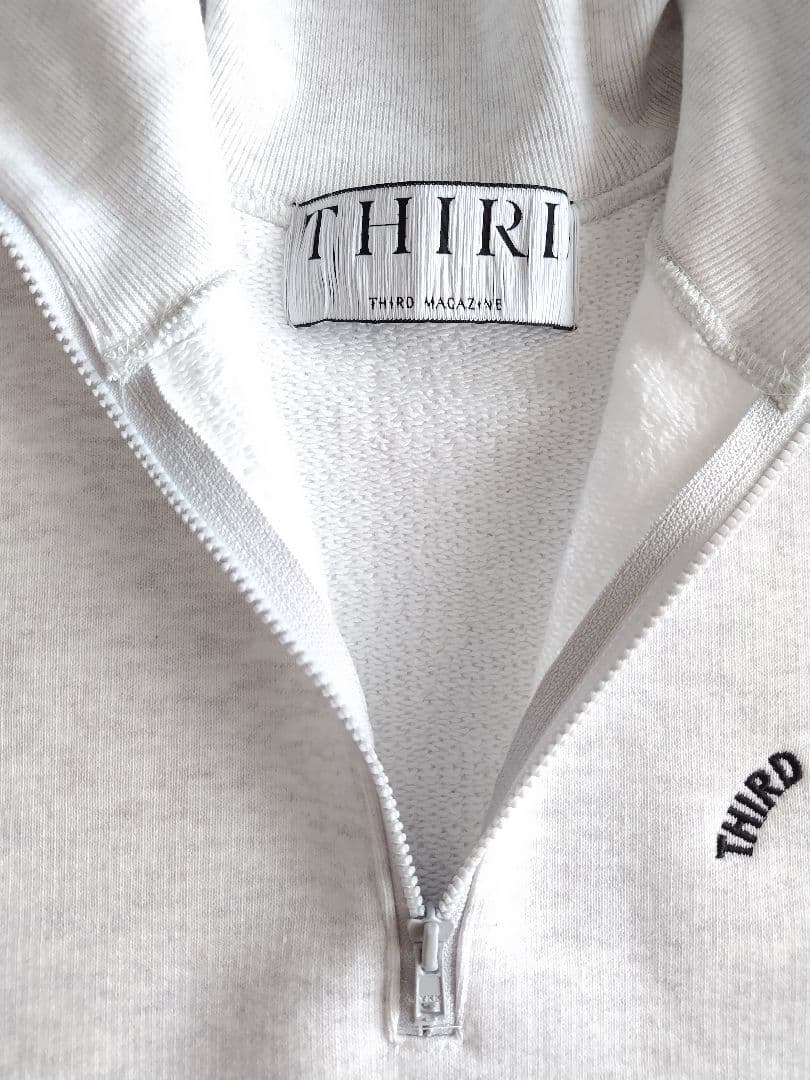 新品未使用 サードマガジン ハーフジップロゴスウェット 杢グレー