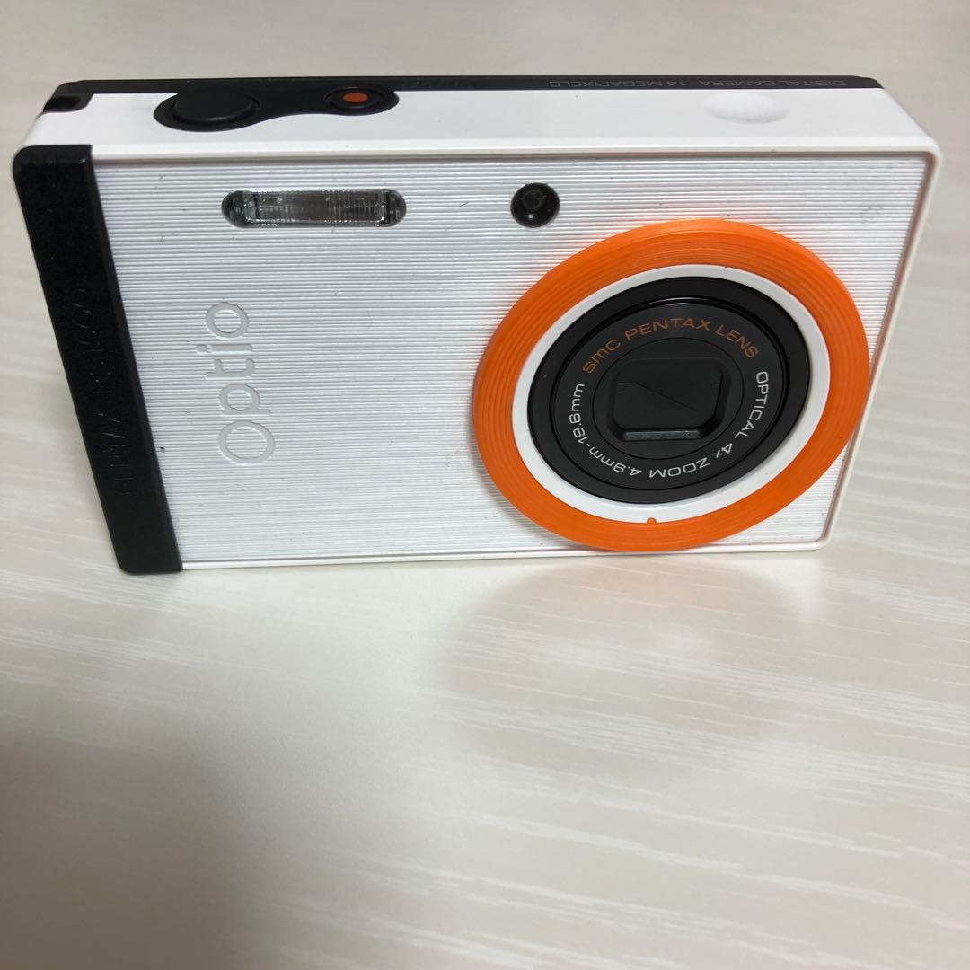 【着せ替えカメラ】PENTAX OPTIO RS1500／パールホワイト Amazon | PENTAX Optio RS1500(シルバー) 1400万画素 27.5mm 光学4倍