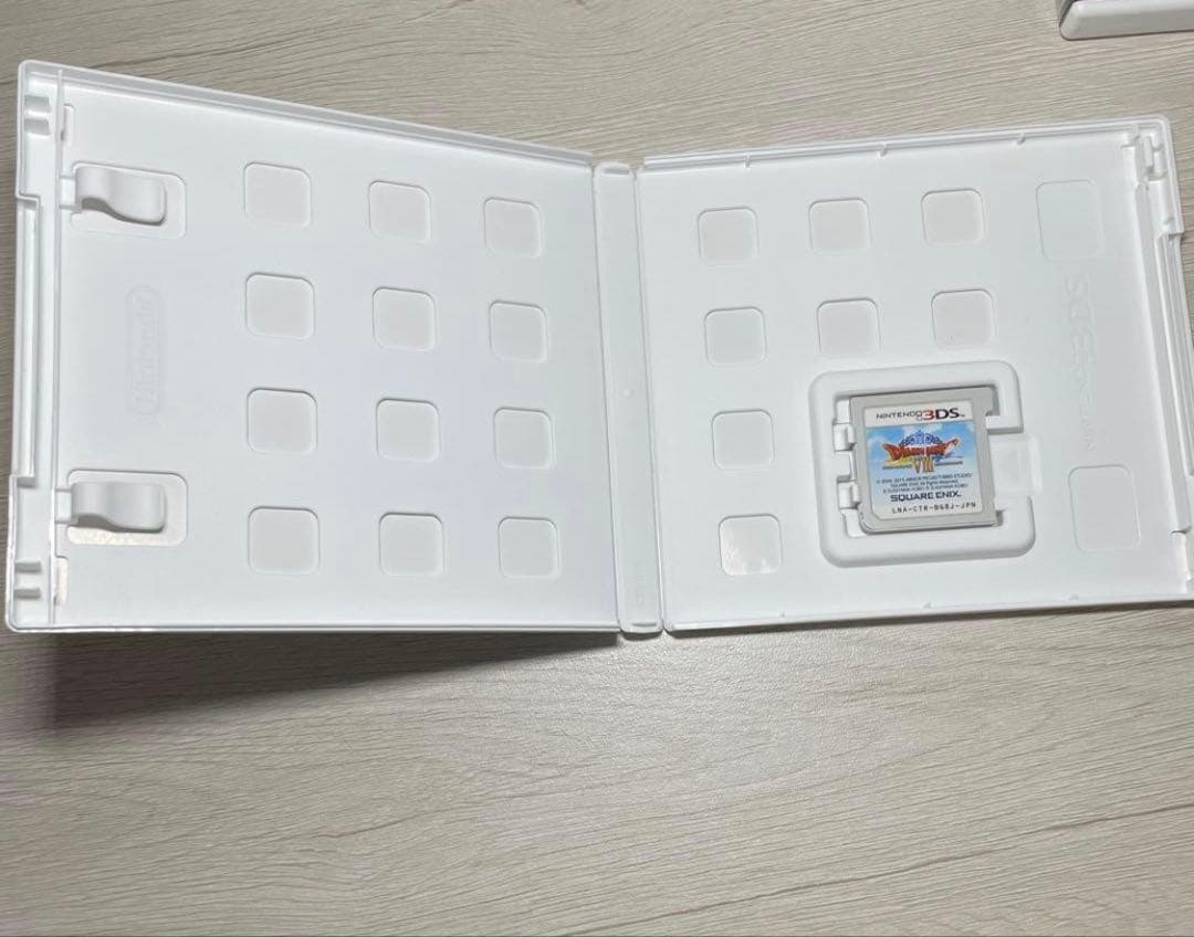 3DS ソフト ドラゴンクエストVII & VIII 2本セット - メルカリ