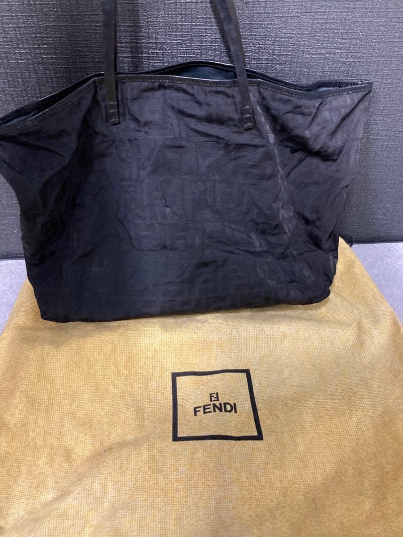 フェンディ FENDI ズッカ柄 トートバッグ ポーチ付 FENDI（フェンディ） ズッカ柄 トートバッグ - ブラウン レディース
