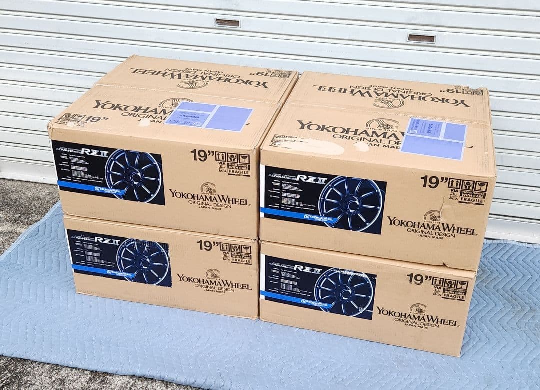 ADVAN│RZ2｜19インチ｜8.0J ＋48｜PCD 112｜4本セット