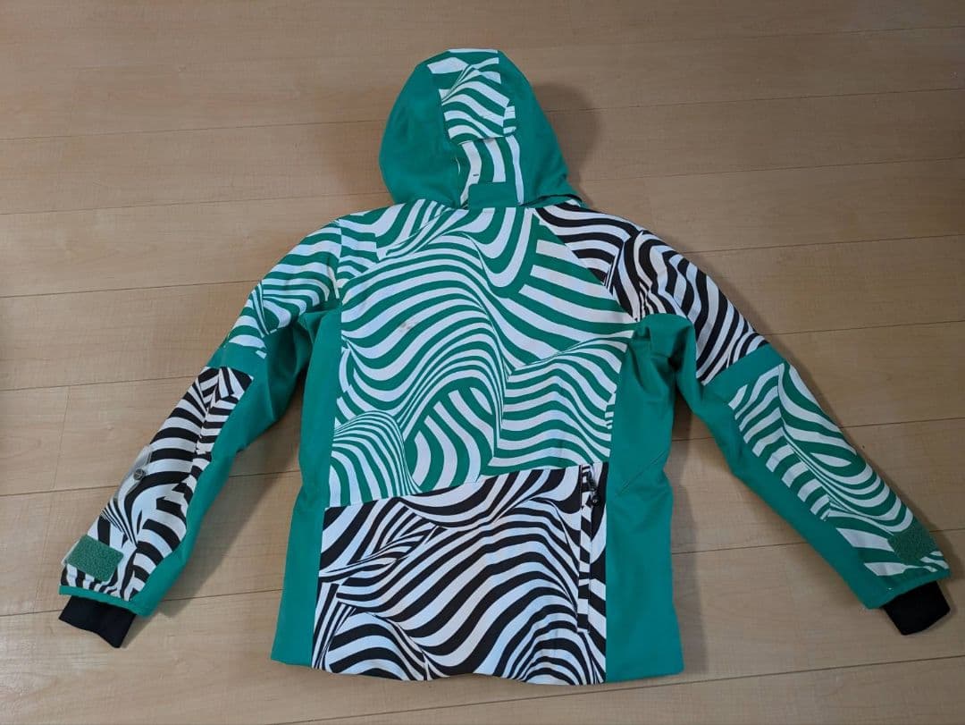オンヨネ スキーウェア上下S ゼブラ柄 グリーン - メルカリ