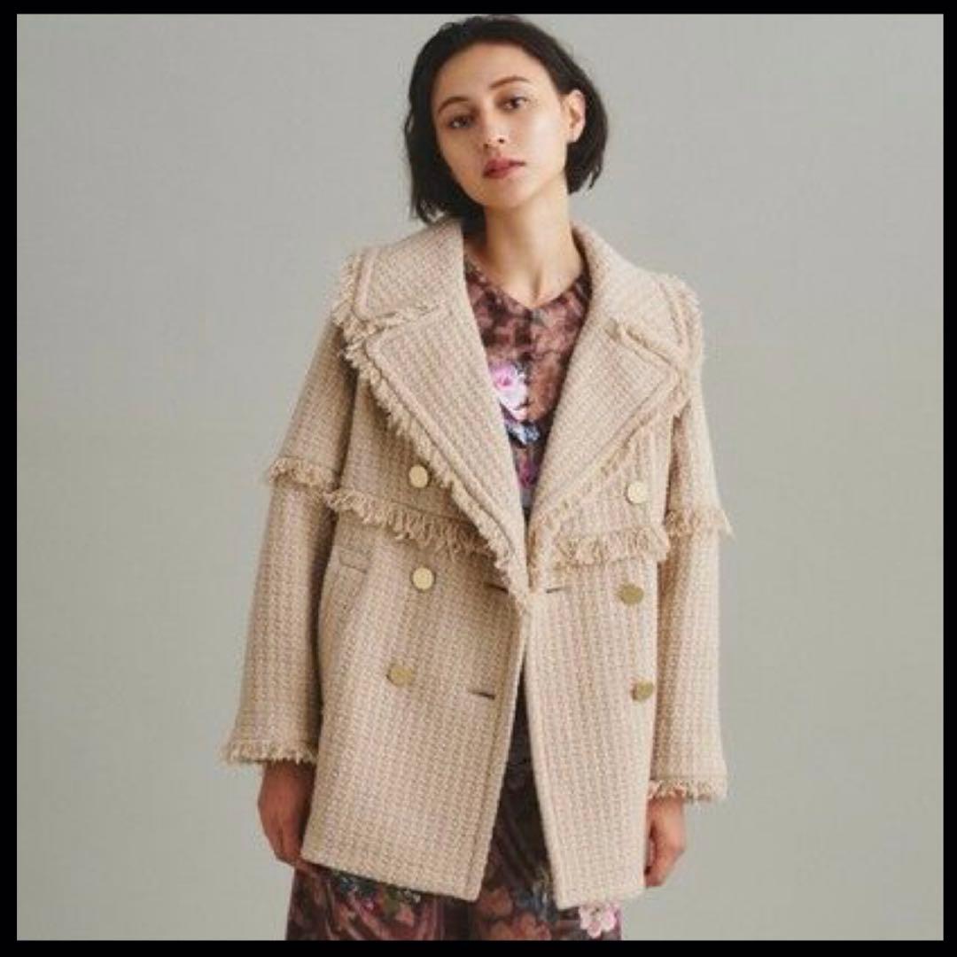 ◆ グレースコンチネンタル　ロービングフリンジコート ベージュ GRACE CONTINENTAL（グレースコンチネンタル）の「ロービングフリンジ