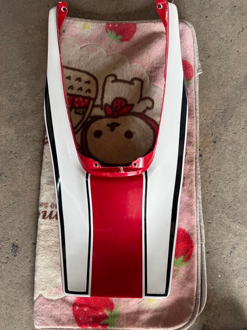 値下げレプリカcb400sf純正色　羽テールカウル ホンダ（HONDA） CB400SF テールカウル 紫 MCEL 純正 中古 バイク 部品