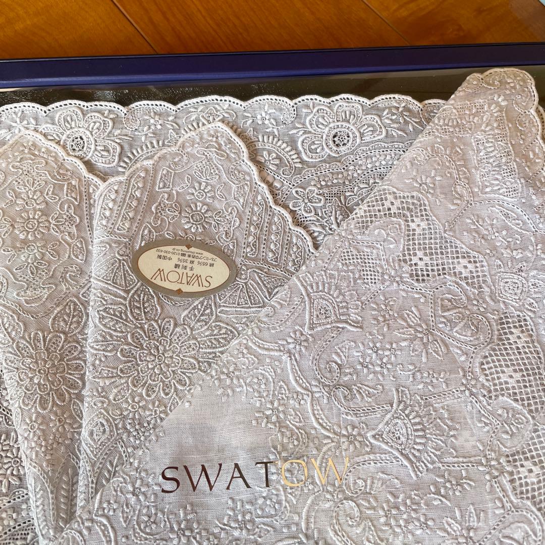 最高級　刺繍ハンカチ　スワトウSWATOW 最高級と言われるハンカチ3枚入り