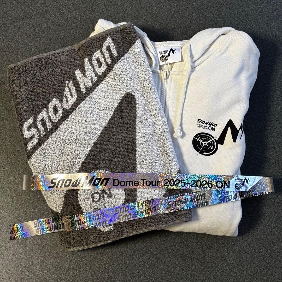 【銀テ付】Man DomeTour ONグッズ　パーカー/フェイスタオル Snow Man Dome Tour 2025-2026 ON」オフィシャルグッズ ラインナップ