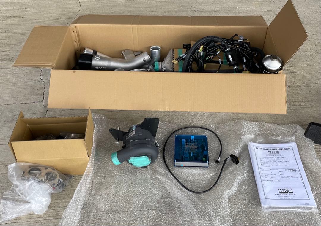 GR86 ZN8 GT2スーチャープロキット+ サブコンシステムF-CON iS HKSからGR86/BRZ（ZN8/ZD8）用「サブコントロールシステム」F-CON iSが