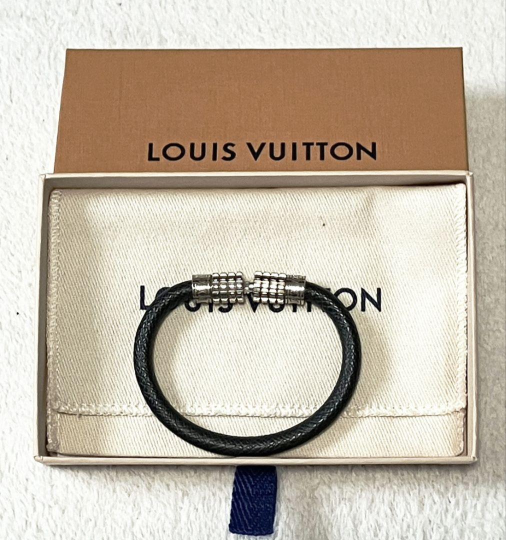 Louis Vuitton （ルイ・ヴィトン）タイガ　バングル　ブレスレット 中古・古着通販】LOUIS VUITTON (ルイ ヴィトン) ブレスレット
