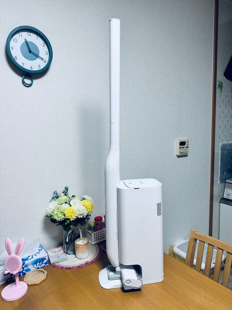 Panasonic コードレス 掃除機 MC-NS10K 22年製 [5] ゴミ捨てはひと月に1回程度！ パナソニックのセパレート コードレス