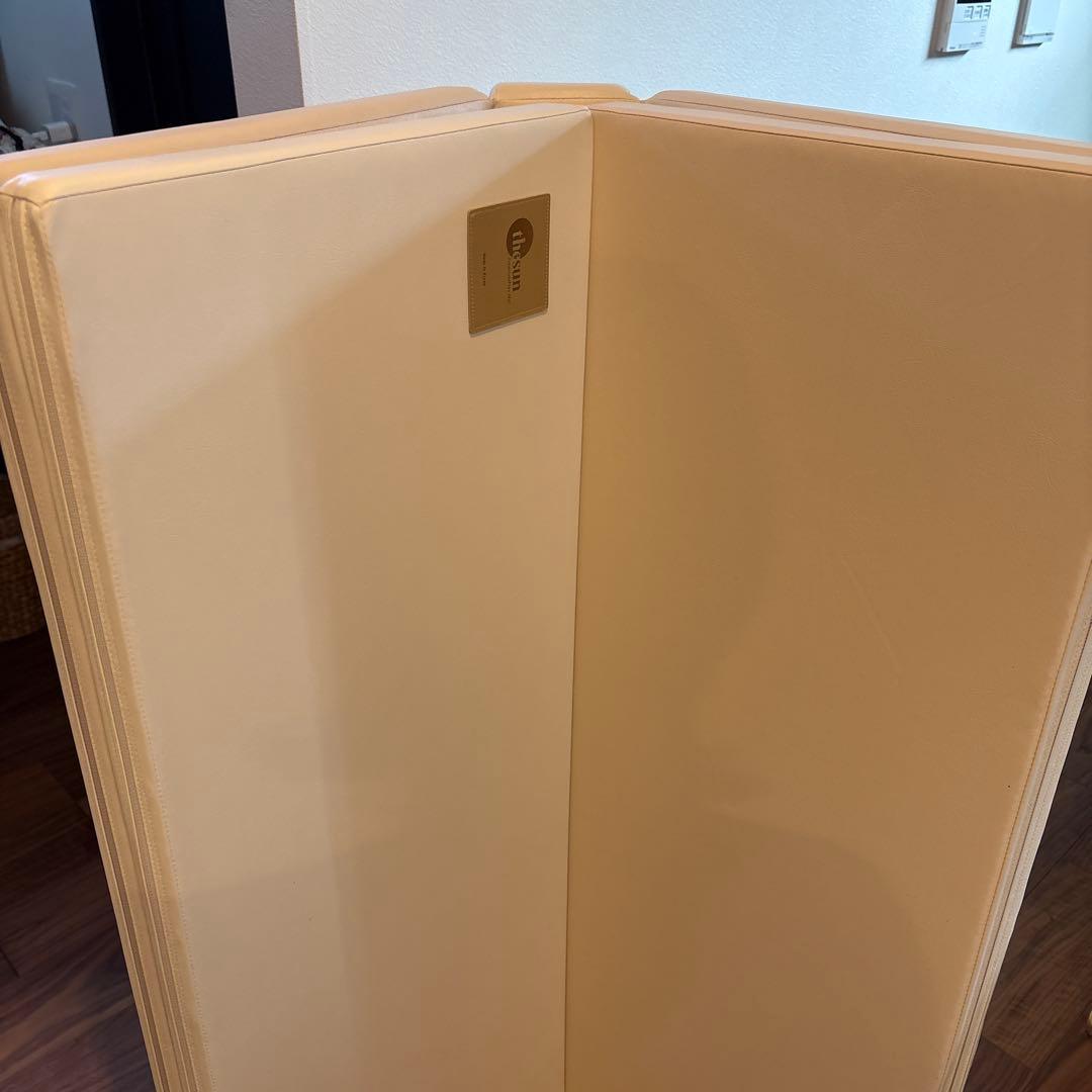 カラズマットthe sun 120×160×4 プレイマット TheSUN抗菌4段プレイマット – カラズジャパン