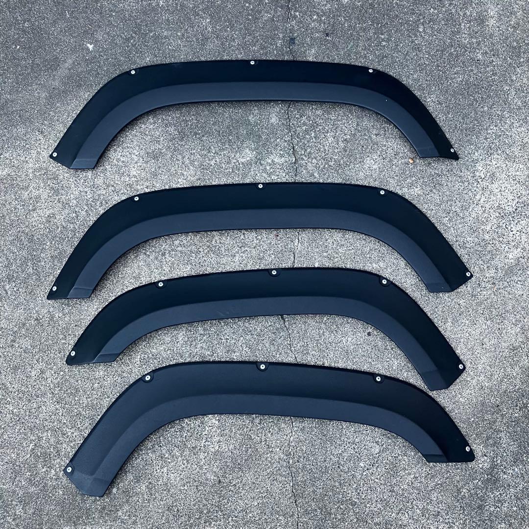 ガレージベリー　オーバーフェンダー　ジムニーJB64 ジムニー JB64 9mmオーバーフェンダー ガレージベリー : クロノ