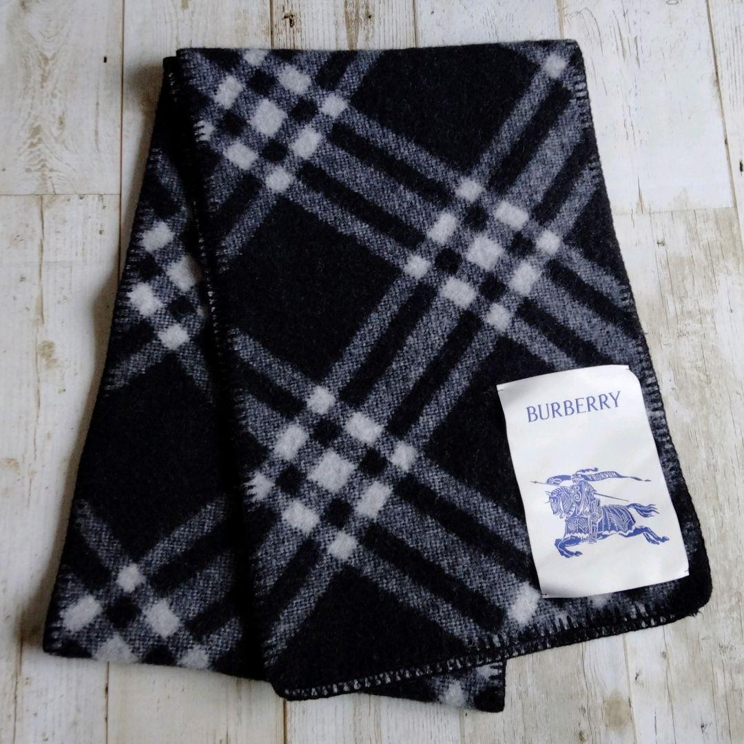 美品✨️BURBERRYウールスカーフ　ストール　マフラー黒×白 BURBERRY（バーバリー） マフラー レディース ストール ロゴ ウール