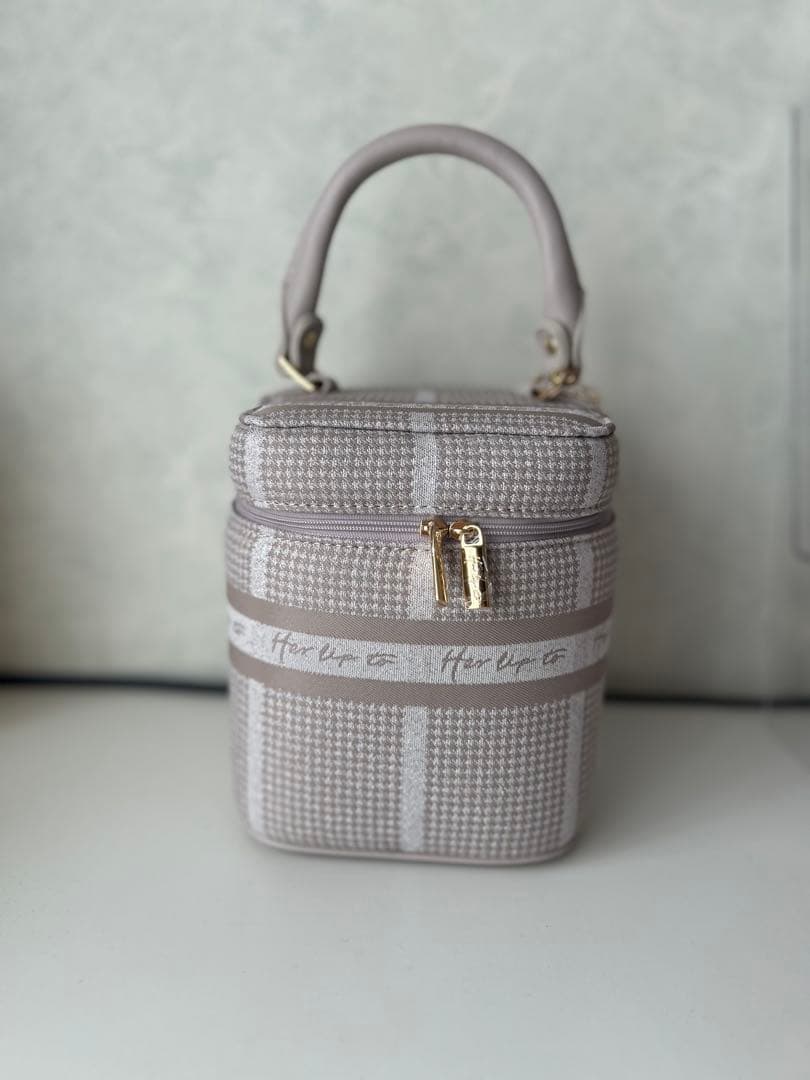HLT Jacquard Vanity Bag herlipto バニティ - メルカリ