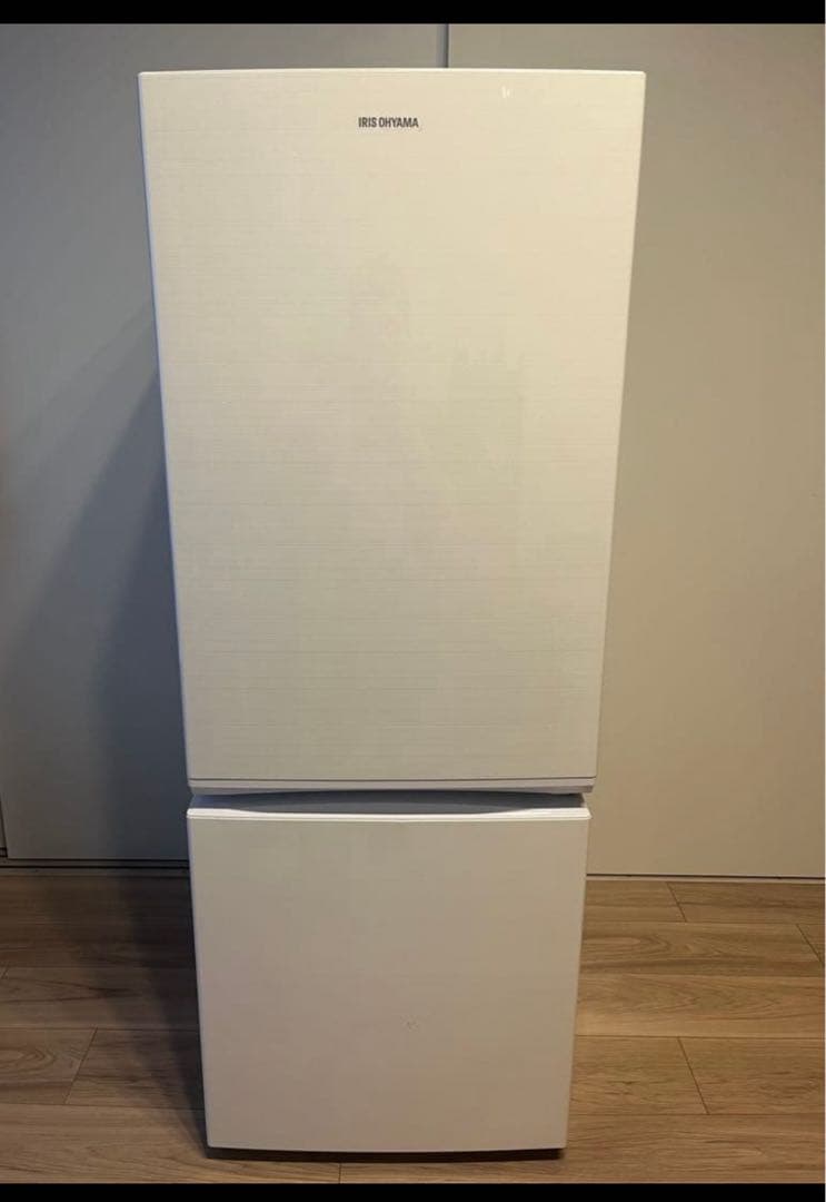 送料込み！2018年製　冷凍冷蔵庫 156L 静音 1～2人暮らしにぴったり！幅48cmのすっきりスリムな冷凍冷蔵庫156Lが