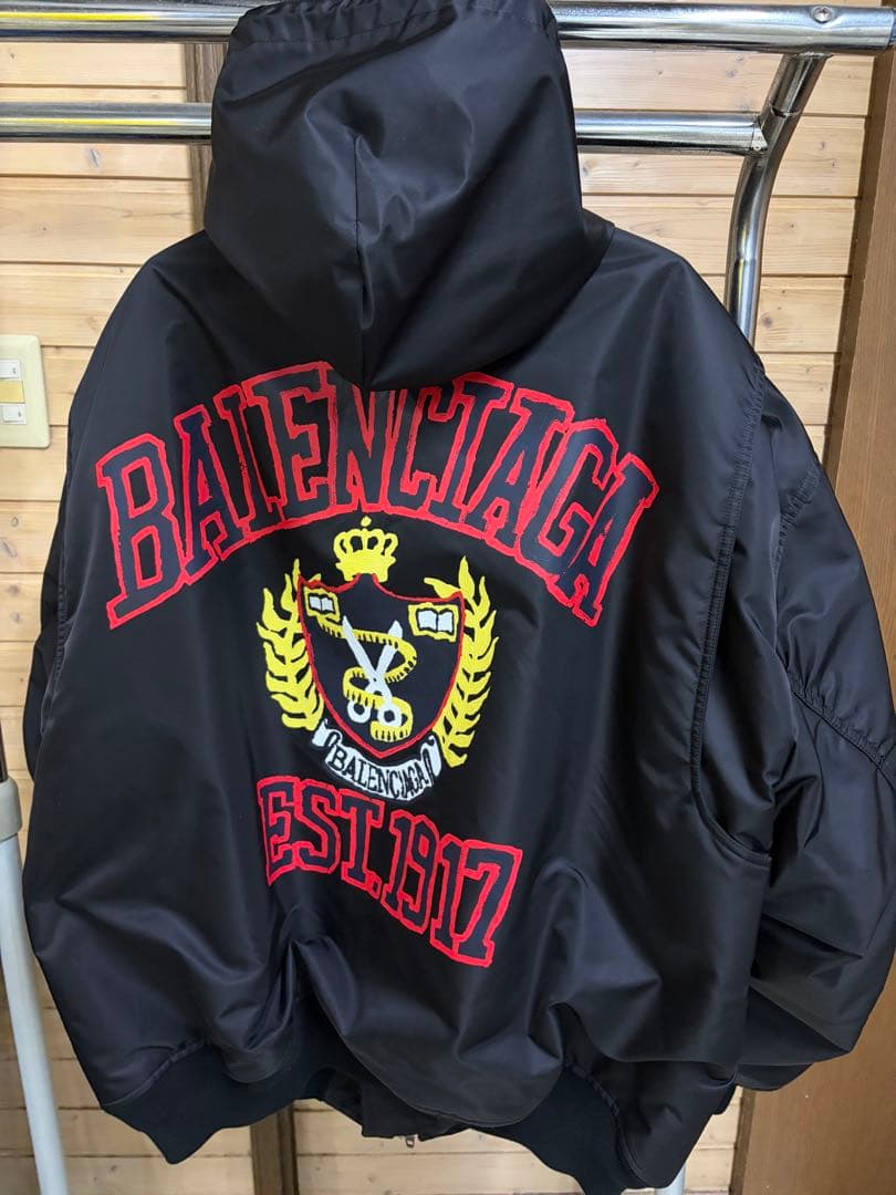 バレンシアガ EST.1917 ボンバージャケット サイズ1 ブランド古着】Reversible bomber jacket MA-1 ボンバージャケット（MA