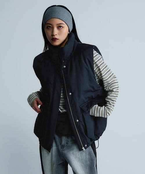 りんごさま専用JEANASIS【Les Fleurs】ナカワタBIGベスト JEANASIS（ジーナシス）の「【Les Fleurs】ナカワタスタンドベスト