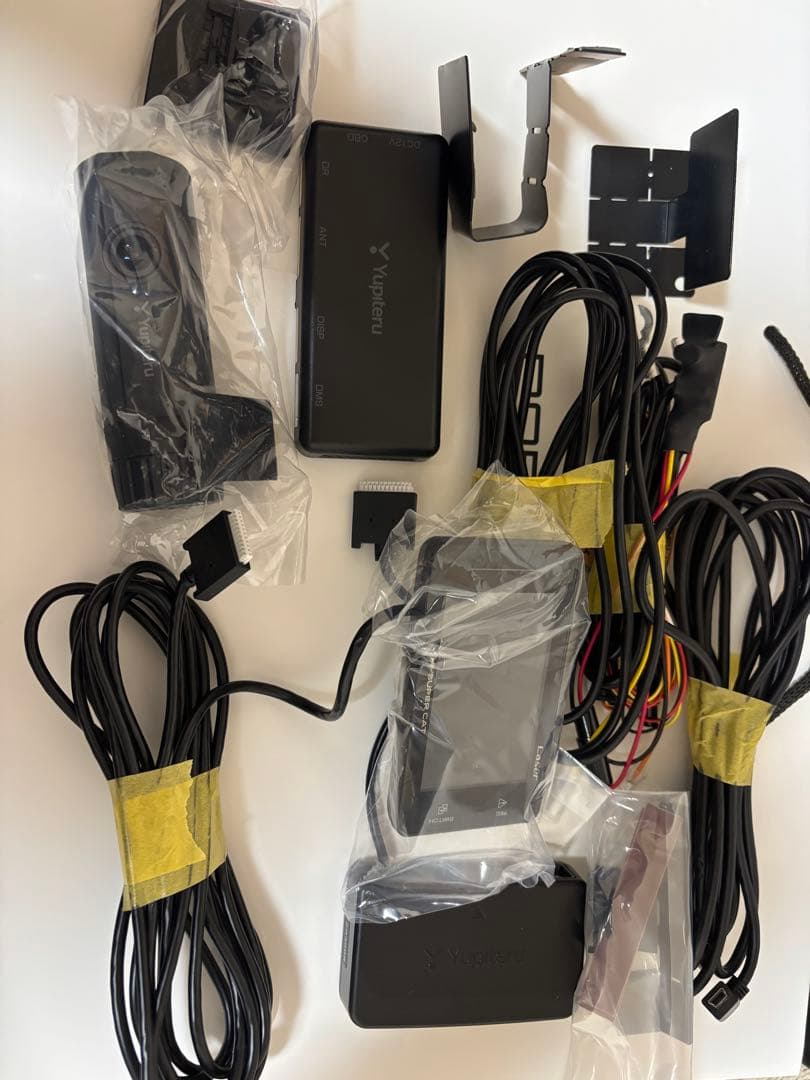 Yupiteru ドライブレコーダー Z840DR 1.jpg