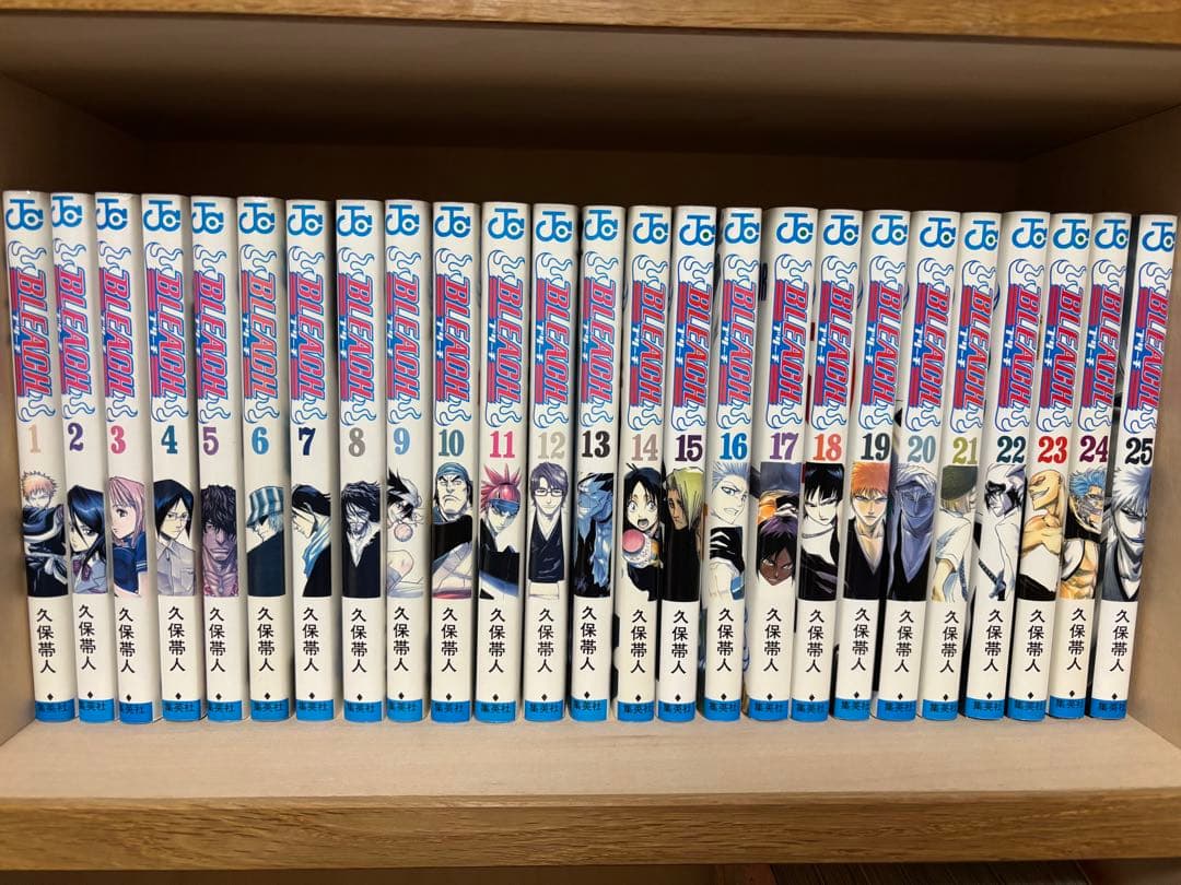 BLEACH 全巻74冊セット BLEACH モノクロ版 74 冊セット 全巻 | 漫画全巻ドットコム