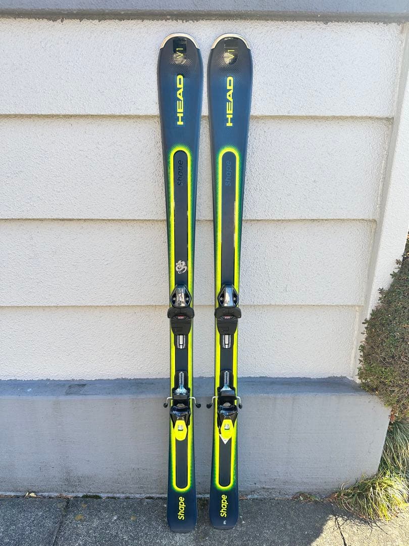 ヘッド(HEAD)スキー板 SHAPE V1 160cm+SLR9.0AC GW ヘッド(HEAD) スキー板 オールラウンド SHAPE V1 +SLR 9.0 GW 315384