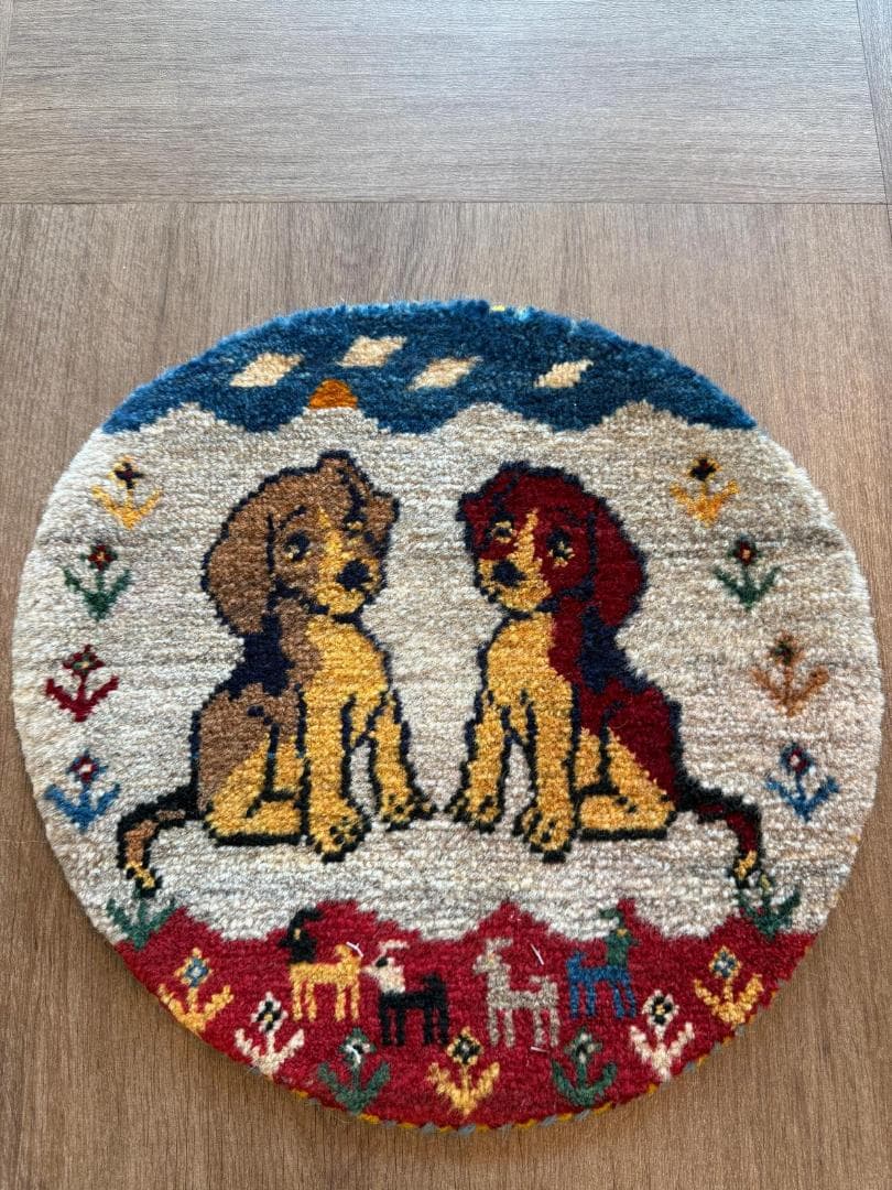 ペルシャギャッベ (ギャベ) チェアマット 40cm丸 ギャッベ ラグ　カシクリ サヤンサヤン ギャッベ ギャベ 座布団 ペルシャ イラン 約 40x40cm