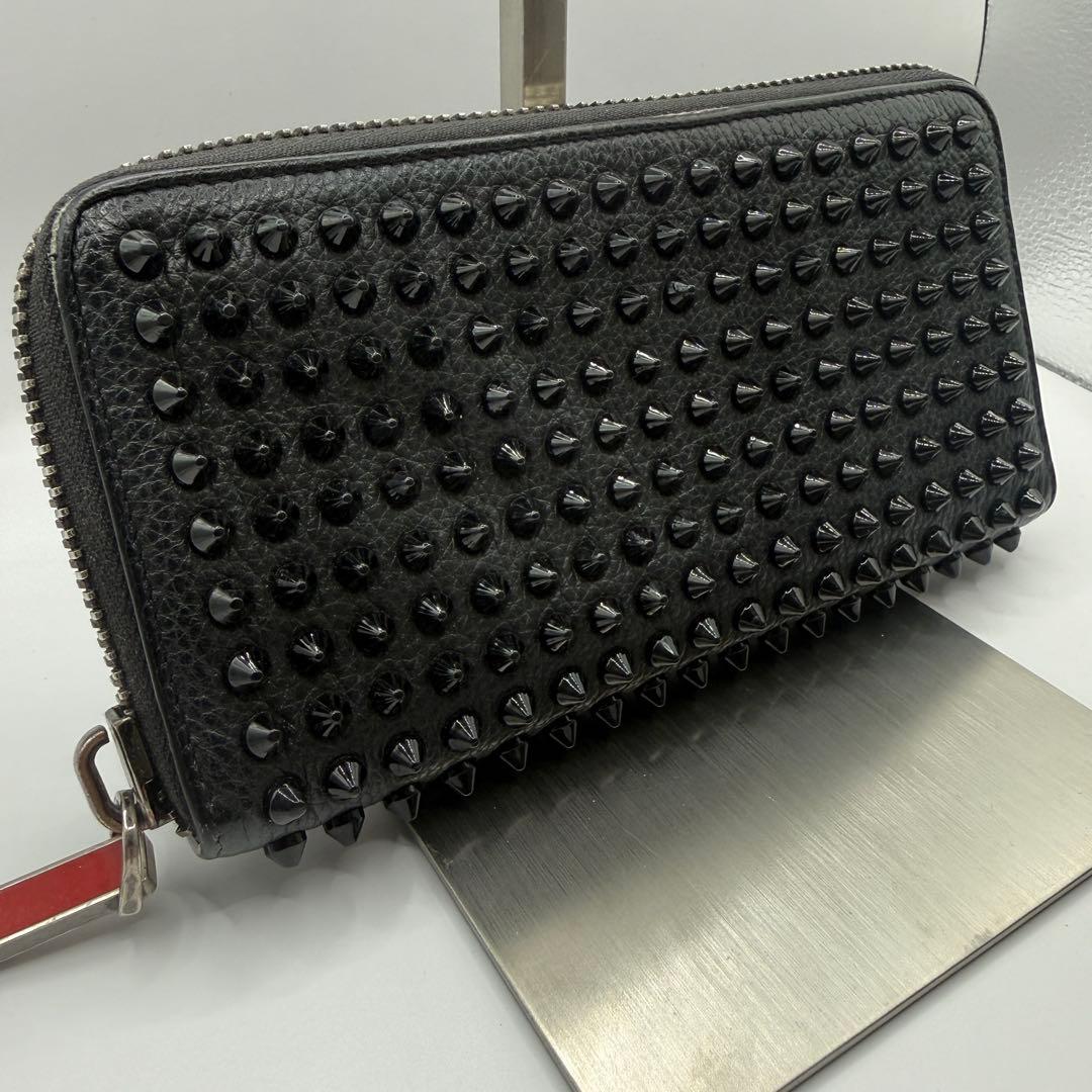 【人気】ルブタン 長財布 パネトーネ ラウンドジップ　ブラック　レザー Christian Louboutin クリスチャンルブタン パネトーネ 長財布