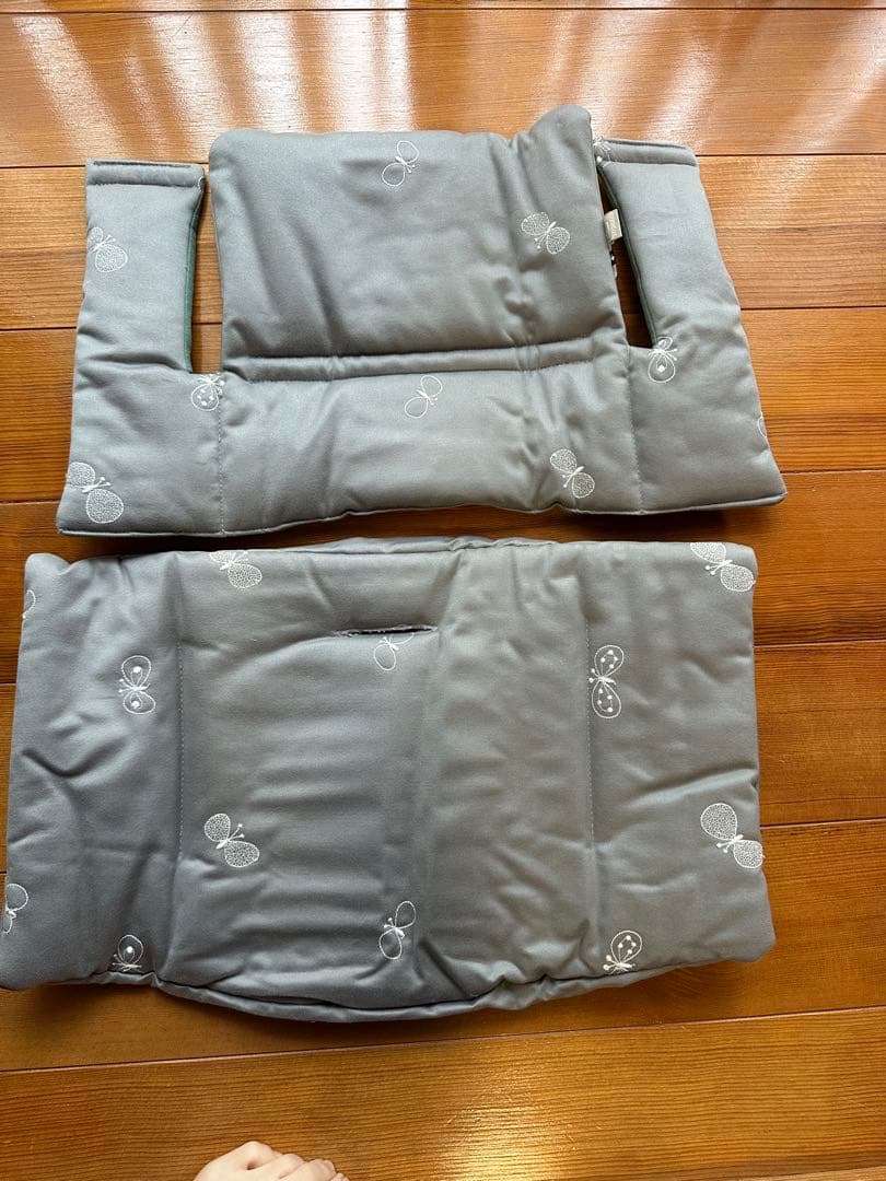 【未使用】ストッケ　トリップトラップ　クッションミナペルホネン トリップ トラップ クッション ミナ ペルホネン コレクション | 株式