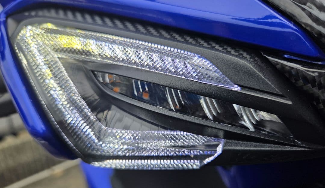 KOSO 製 シグナスX　5型用 シーケンシャルウィンカー KOSO LEDシーケンシャルウインカーキット [5型 シグナスX]