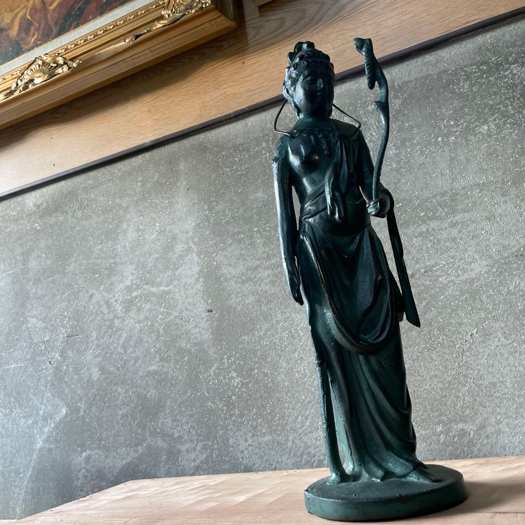 重たい像 金属製　【m313 仏像　観音様　観音菩薩 金属製　金属工芸　観音像】 重たい像 金属製 【m313 仏像 観音様 観音菩薩 金属製 金属工芸 観音像】