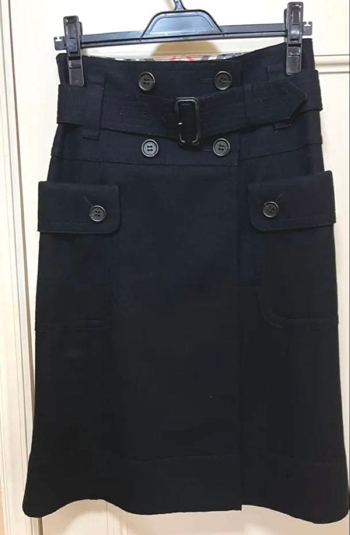 BURBERRYバーバリー三陽商会黒ウールスカート超美品 BURBERRYバーバリー三陽商会黒ウールスカート超美品