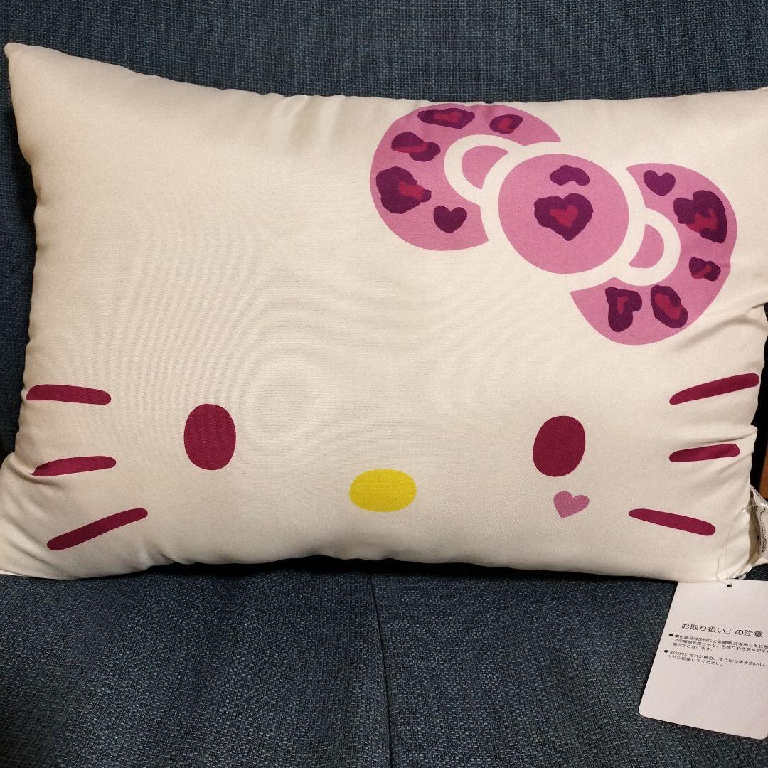 新品＊ハローキティ フェイスクッション ヒョウ柄 サンリオ ピンク